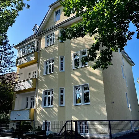 Zur Kaiserin - Im Sueden Berlins Апартаменты Берлин