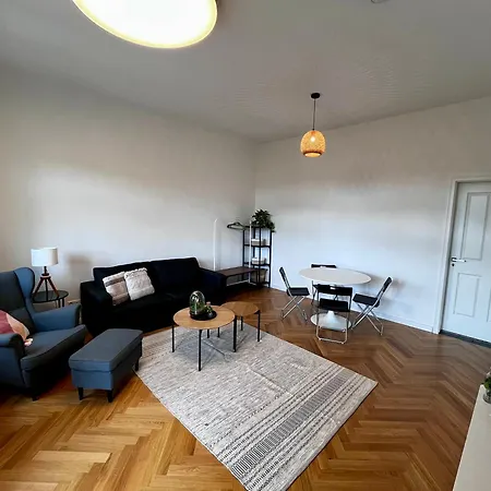 Zur Kaiserin - Im Süden Berlins *