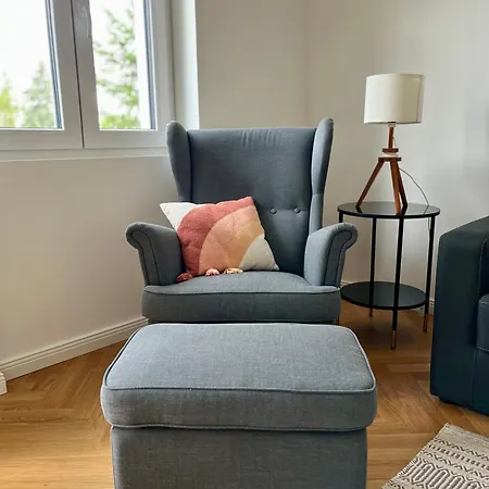 Zur Kaiserin - Im Sueden Berlins برلين