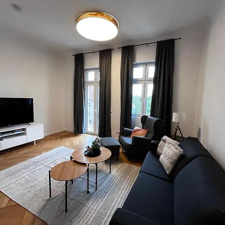 Zur Kaiserin - Im Süden Berlins Apartment *
